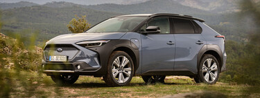 Hay un motivo por el que los coches eléctricos son peligrosos en caso de accidente. Subaru quiere solucionarlo con maleteros plegables