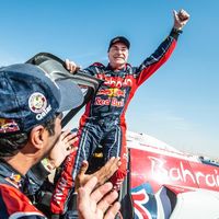 ¡Titánico! Carlos Sainz agranda su leyenda conquistando su tercer rally Dakar con tres coches diferentes