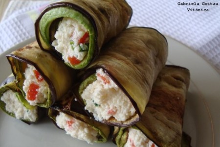 Rolls de berenjenas y calabacines asados. Receta saludable