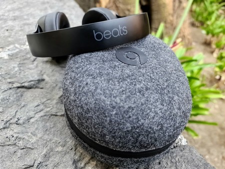 Los Beats Solo Pro por 209,95 euros son una grandísima oferta: hasta 40 horas de autonomía y con cancelación de ruido activa