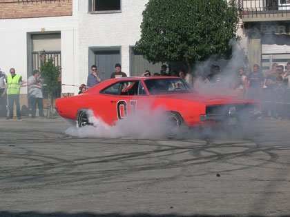 1969 Dodge Charger General Lee Burnout