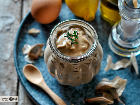 Alioli de ajo negro, receta de un clásico versionado