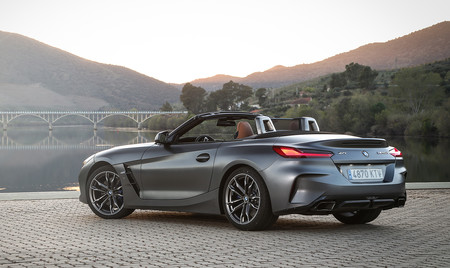 BMW Z4 2019, contacto