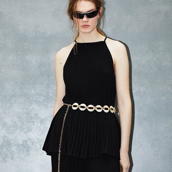 Sfera - Cuerpo plisado.