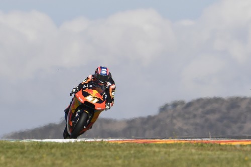 Brad Binder gana en Alcañiz y Álex Márquez da un mazazo en la general por la caída de Augusto Fernández
