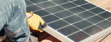Australia quiere obligar a las eléctricas a regalar electricidad a los ciudadanos: generan tanta energía solar que puede ser la solución para equilibrar la red