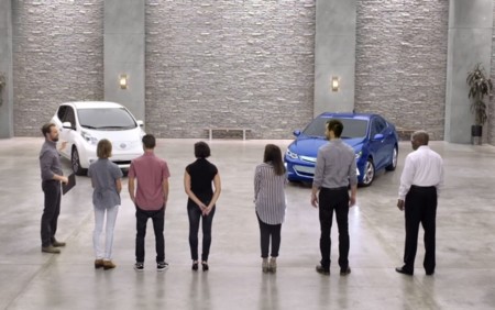 General Motors deja a la gente encerrada en un ascensor para promocionar el Chevrolet Volt