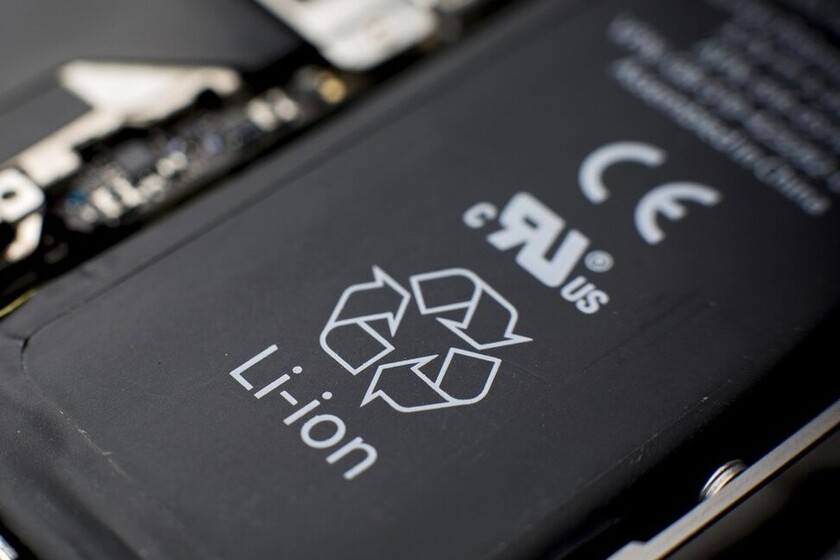 Para que pueda conocer los ciclos de carga de la batería de su iPhone sin tener que utilizar aplicaciones de terceros Para que pueda conocer los ciclos de carga de la batería de su iPhone sin tener que utilizar aplicaciones de terceros