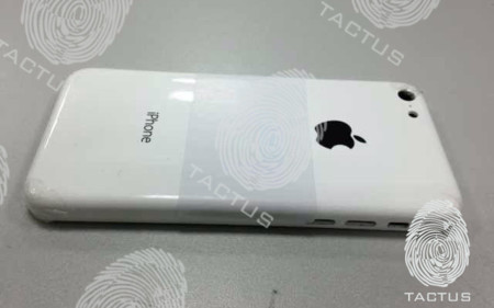 El nuevo iPhone de bajo coste, la cámara de su hermano mayor y algunas novedades del iPad 5, Rumorsfera