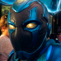 Arremeten contra Warner Bros. y piden el boicot para Blue Beetle por una frase de su primer tráiler: "Batman es un fascista" 
