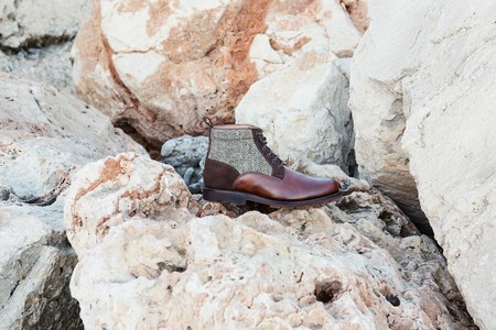 Lo mejor de la artesanía mallorquina y escocesa se encuentra en el botín Chuck de Monge