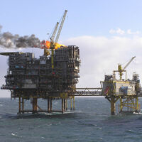 El petróleo podría alcanzar nuevos precios de récord: hasta 110 dólares el barril de Brent en 2023