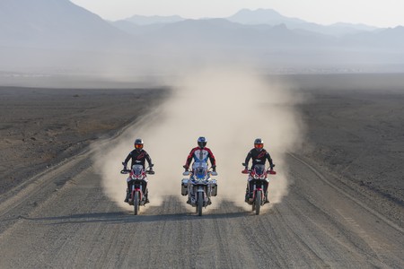 Estos cuatro vídeos nos enseñan el cambio de planteamiento de las Honda CRF1100L Africa Twin y Adventure Sports