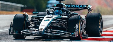 George Russell presume de robarle una pole ilegítima a Ferrari saltándose una bandera amarilla por el accidente de Max Verstappen 