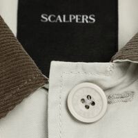 El Corte Inglés nos conquista en sus rebajas con la chaqueta tipo Barbour de Scalpers que mejora cualquier outfit