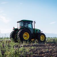 Juan Moreno, agricultor: “Se ha disparado el precio del gasóleo agrícola. Tenemos que hacer algo, ya que supone la ruina del sector” 