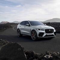 Jaguar F-Pace R-Dynamic Black: el SUV felino añade un toque oscuro y más equipamiento, desde 68.794 euros