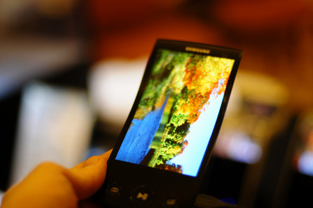 2018 tampoco será el año del móvil plegable, Samsung lo pospone a 2019 por problemas con la interfaz
