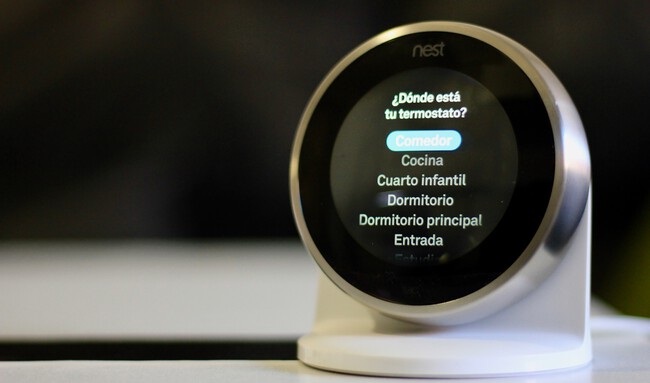Foto de un termostato de Nest