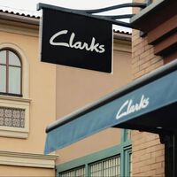 Las zapatillas de piel que mejor combinan con todo nuestro armario de diario son de Clarks y pasan de 110 a menos de 52 euros