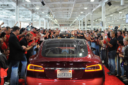 Tesla se plantea fabricar 800 Model S a la semana