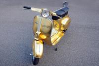 Vespa Polini Oro de 23 quilates 