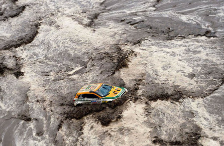 Dakar 2007: cuando Volkswagen no se preparó para el agua en el Dakar