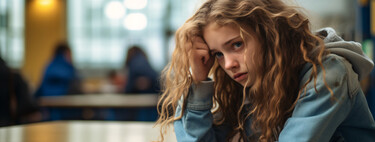 Estos son los cinco miedos más habituales en la adolescencia, y cómo acompañar a tu hijo 