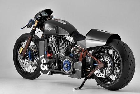 Bell &amp; Ross Nascafe Racer creada por Shaw Speed  &amp; Cusom 2