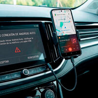 Android Auto por cable no funciona, y no eres el único al que le pasa: el último parche de seguridad lo está provocando, pero es fácil evitarlo 