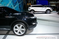 Land Rover LRX, ahora en negro en el salón de Ginebra