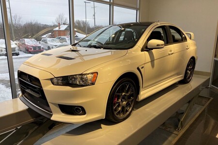 Mitsubishi Lancer Evo Final Edition: Un tesoro japonés por lo equivalente a 2.3 millones de pesos