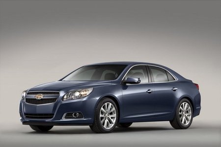 Chevrolet Malibu delatera