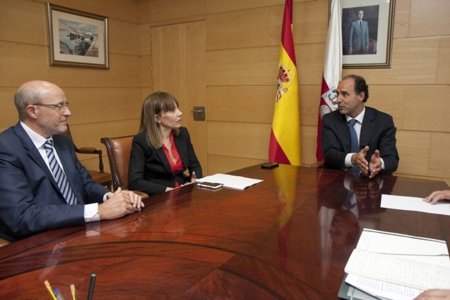 El Gobierno de Cantabria estrecha sus lazos con Microsoft