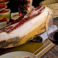 La Ruta del Aceite de Oliva y la Ruta del Ibérico Dehesa, nuevas propuestas para saborear Extremadura