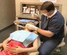 Un estudio indica que los tratamientos dentales no quirúrgicos durante el embarazo no aumentan el riesgo de parto prematuro