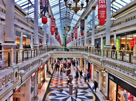 Acabar con los descuentos constantes, la fórmula para volver a las rebajas tradicionales