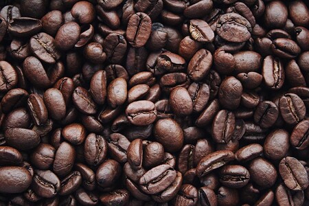 Beber café por la mañana puede prevenir fallas cardíacas