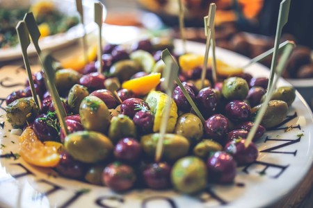 Porque no todas las aceitunas son verdes o negras, conoce estas variedades