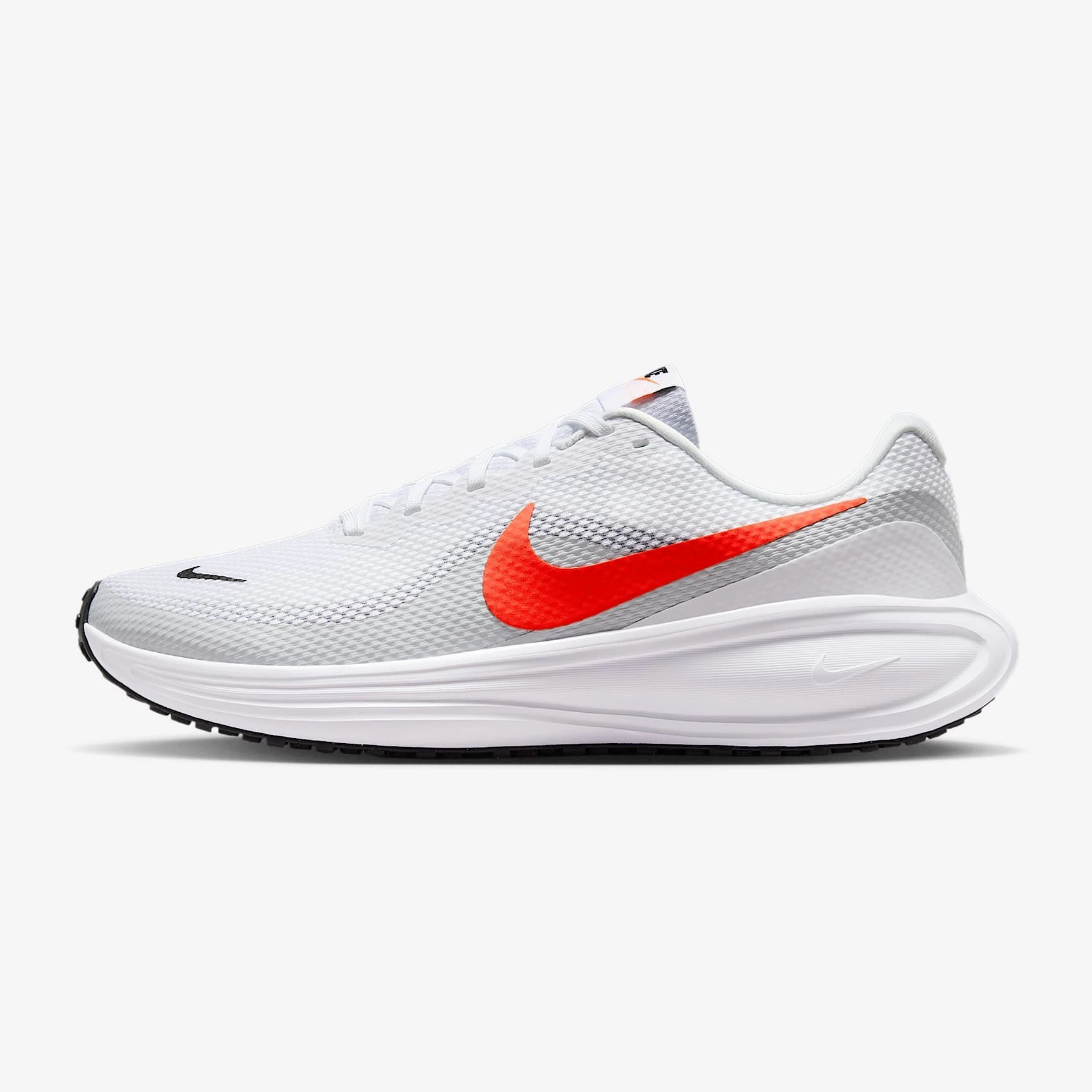 Nike Revolution 8