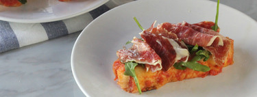 Receta de torrijas saladas de tomate y jamón ibérico