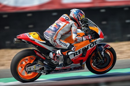 Dani Pedrosa rompe el crono de Buriram en el día de la serpiente con Johann Zarco a milésimas