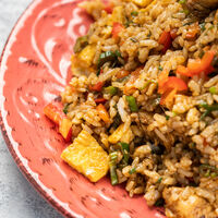 La OCU preferiría que no comieras paellas envasadas del súper, pero si te vas a zampar una que sea la del Mercadona. Está rica y es barata