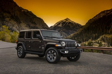 Jeep por fin nos muestra las primeras imágenes oficiales del nuevo Wrangler
