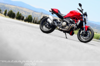 Motorpasión a dos ruedas: prueba Ducati Monster 1200 y Marc Márquez compitiendo en Moto2 y MotoGP