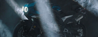 La anti Yamaha XSR900 GP es esta nueva CFMoto: una moto deportiva china con cuatro cilindros y un aspecto muy clásico