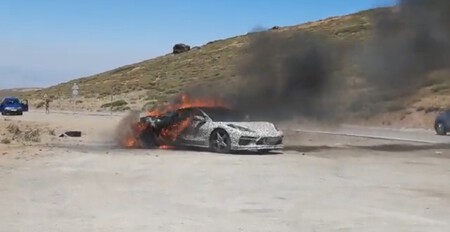Corvette En Llamas