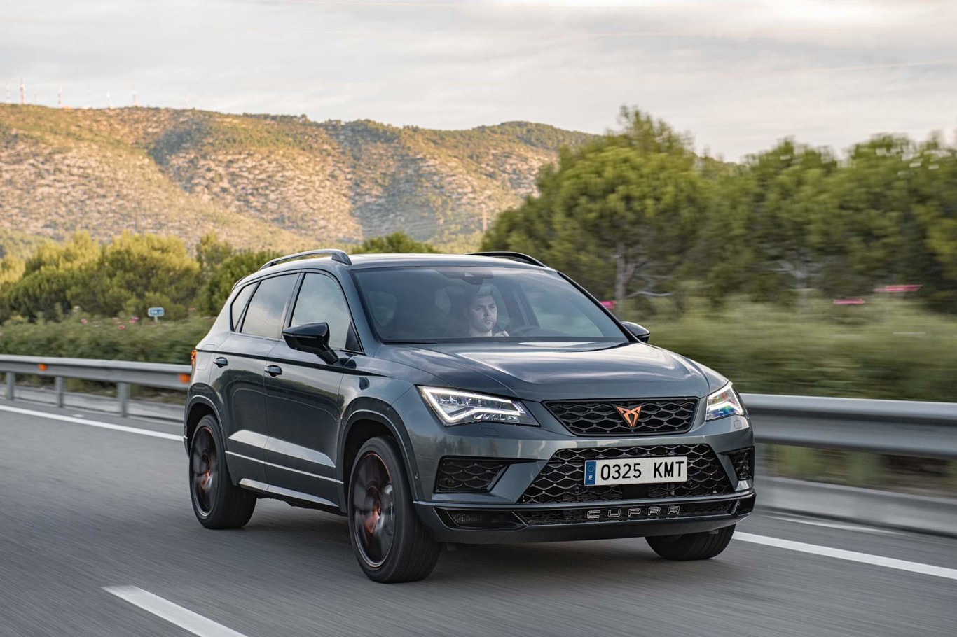 Mira el nuevo Cupra Ateca en todo su esplendor con estas 66 imágenes