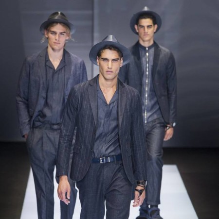 Sastrería relajada en tonos flagrantes: Emporio Armani y su desfile en Milán