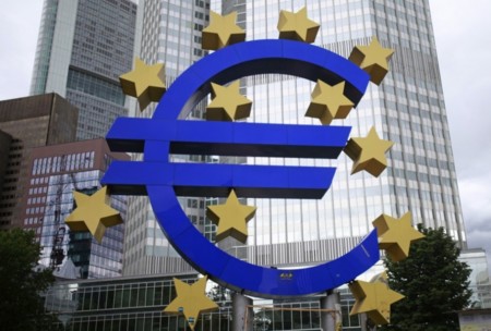 Así es cómo el BCE está estirando los límites de los tratados de la UE para comprar deuda privada